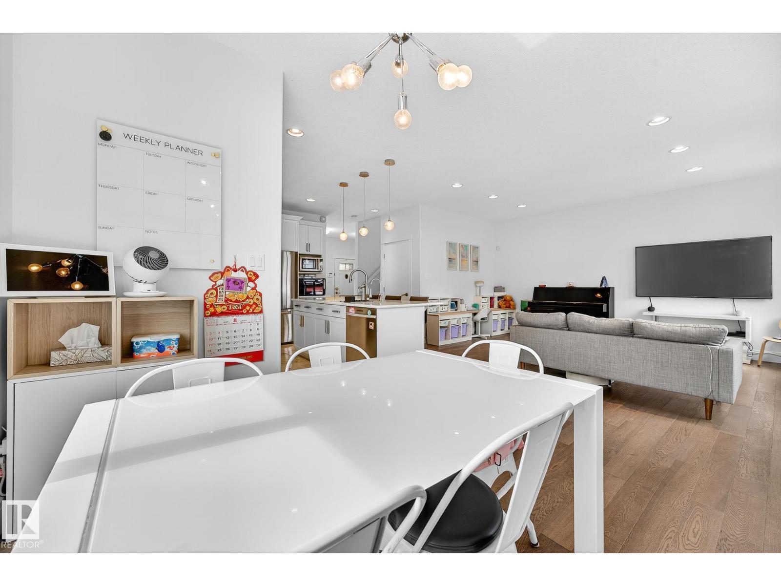 5203 Admiral Walter Hose St Nw, Edmonton, Alberta  T5E 6T5 - Photo 30 - E4460531