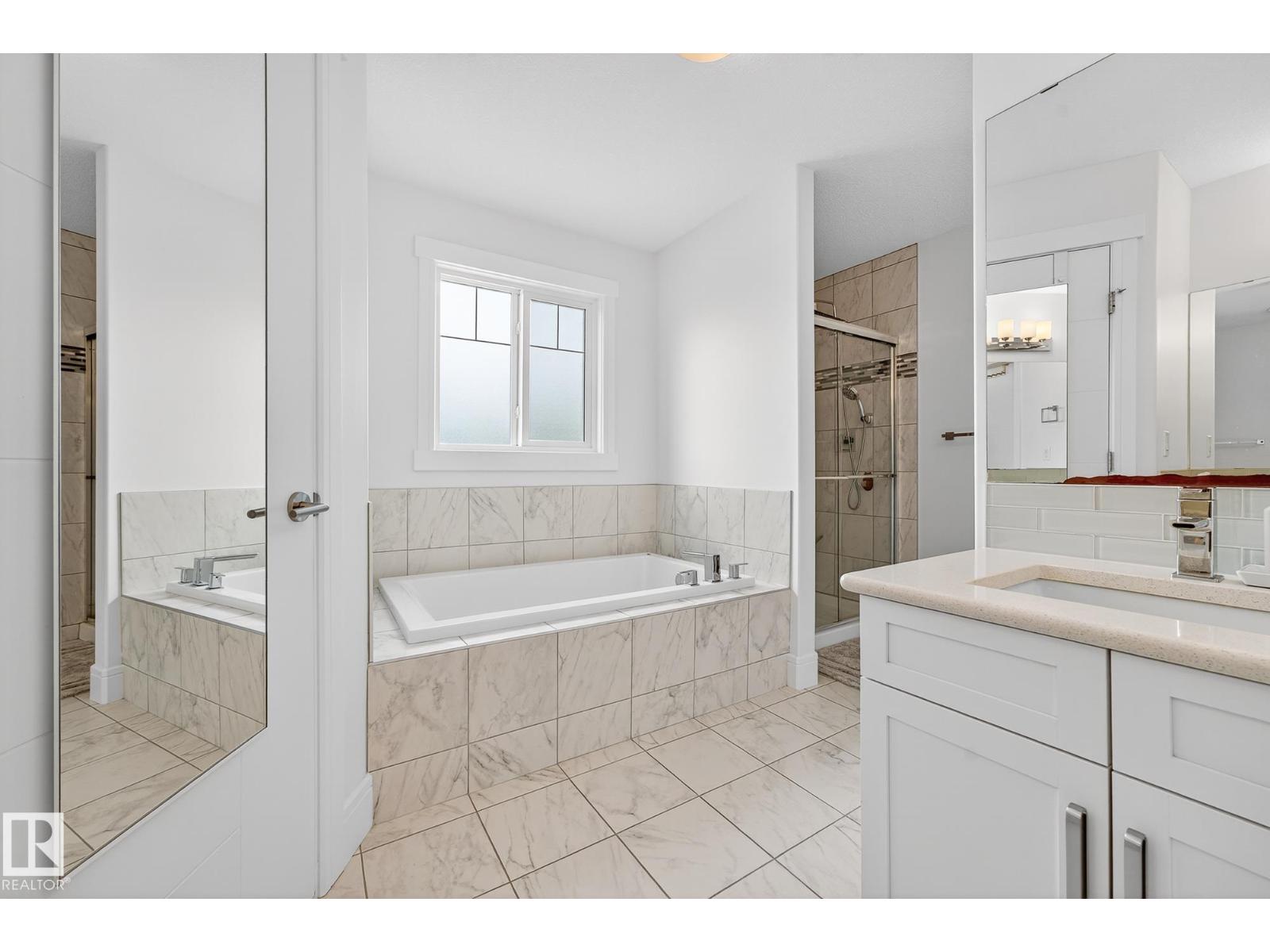 5203 Admiral Walter Hose St Nw, Edmonton, Alberta  T5E 6T5 - Photo 41 - E4460531