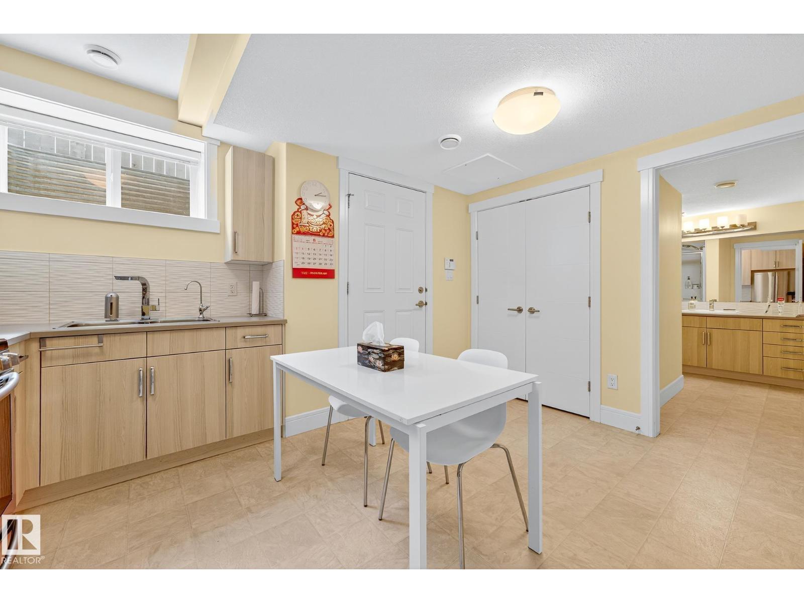 5203 Admiral Walter Hose St Nw, Edmonton, Alberta  T5E 6T5 - Photo 55 - E4460531