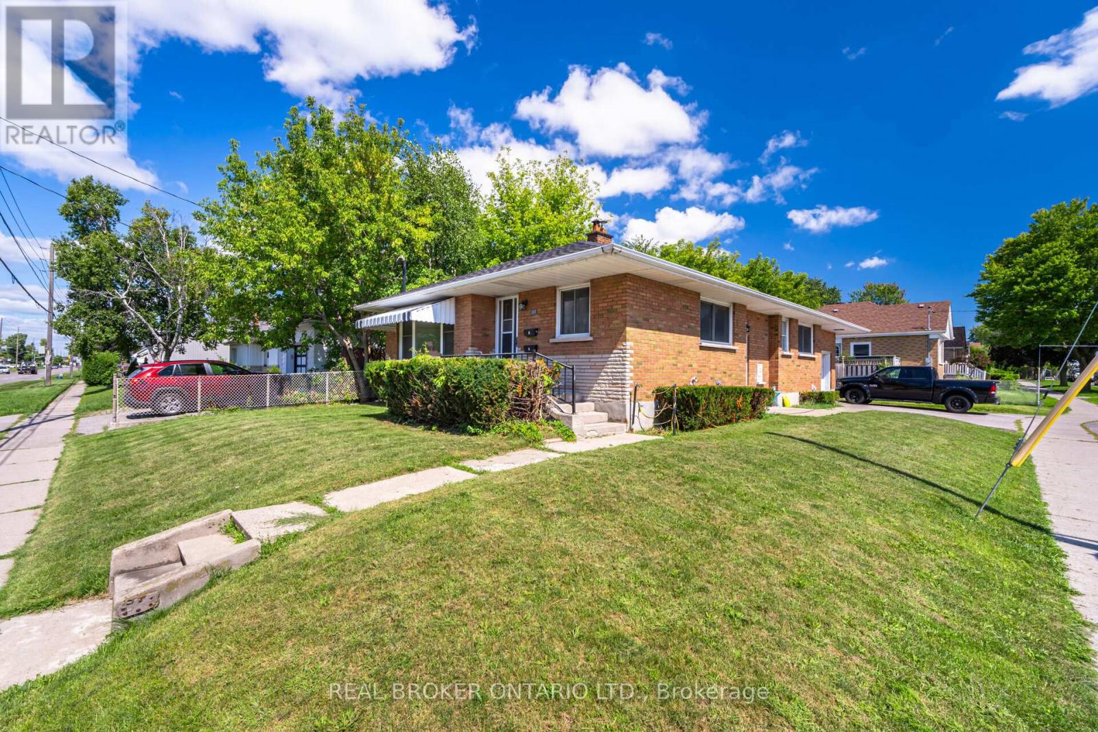 Main - 227 Stevenson Road N, Oshawa, Ontario  L1J 5M8 - Photo 2 - E12441487