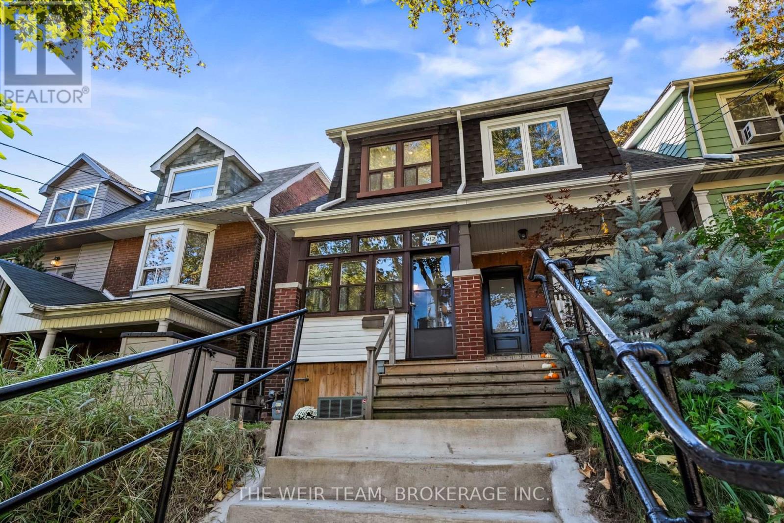 612 WOODBINE AVENUE, Toronto, Ontario
