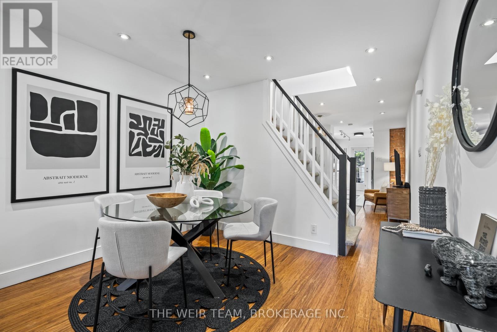 612 Woodbine Avenue, Toronto, Ontario  M4E 2J1 - Photo 3 - E12441505