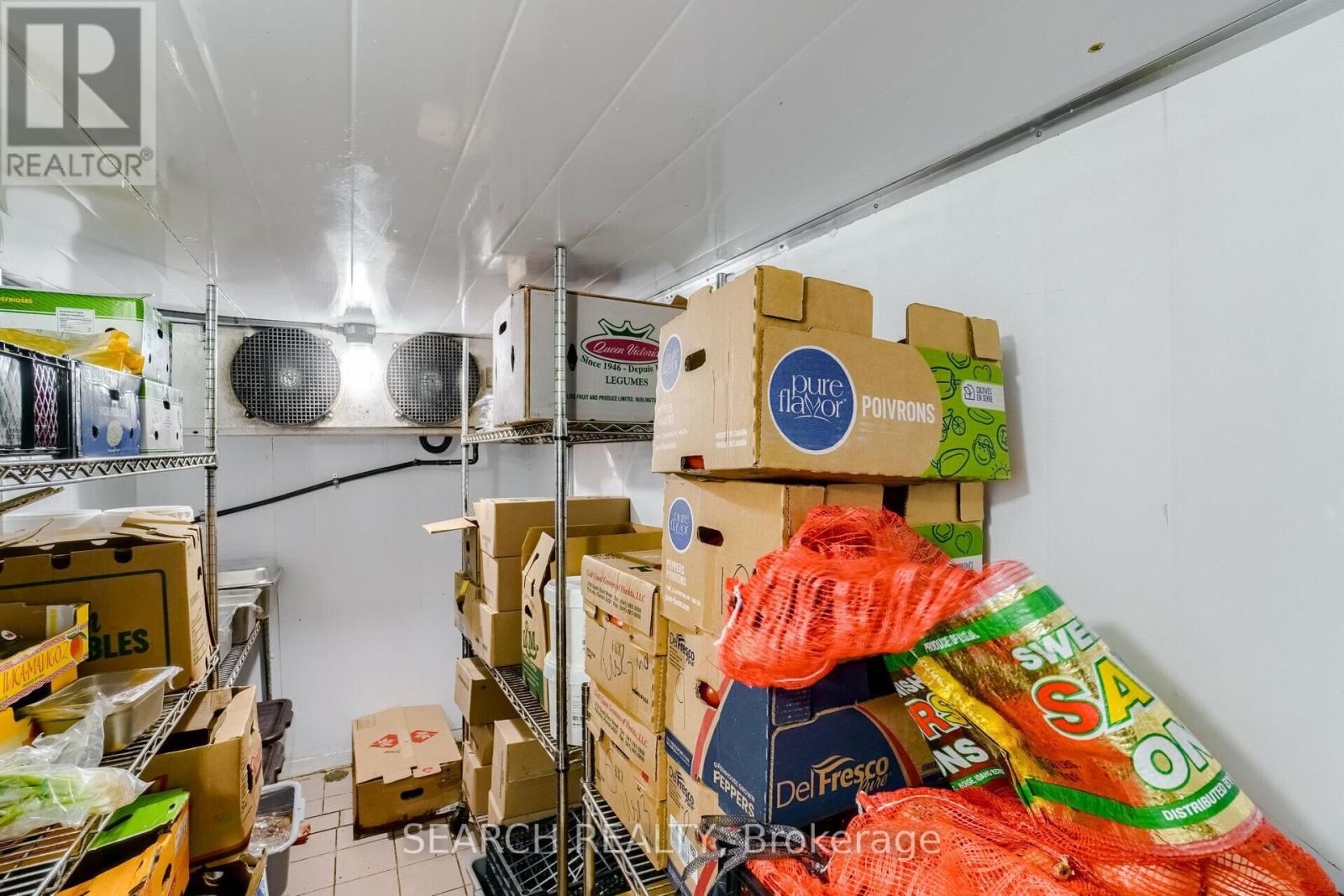 1614 Queen Street E, Toronto (Woodbine Corridor), Ontario  M4L 1G3 - Photo 16 - E12441520