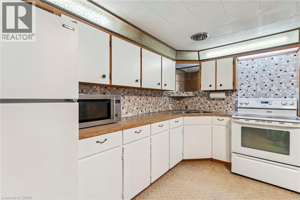 8 Bermuda Drive, St. Catharines, Ontario  L2M 4E6 - Photo 24 - 40775324