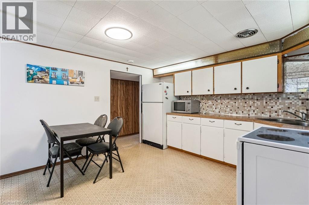 8 Bermuda Drive, St. Catharines, Ontario  L2M 4E6 - Photo 28 - 40775324