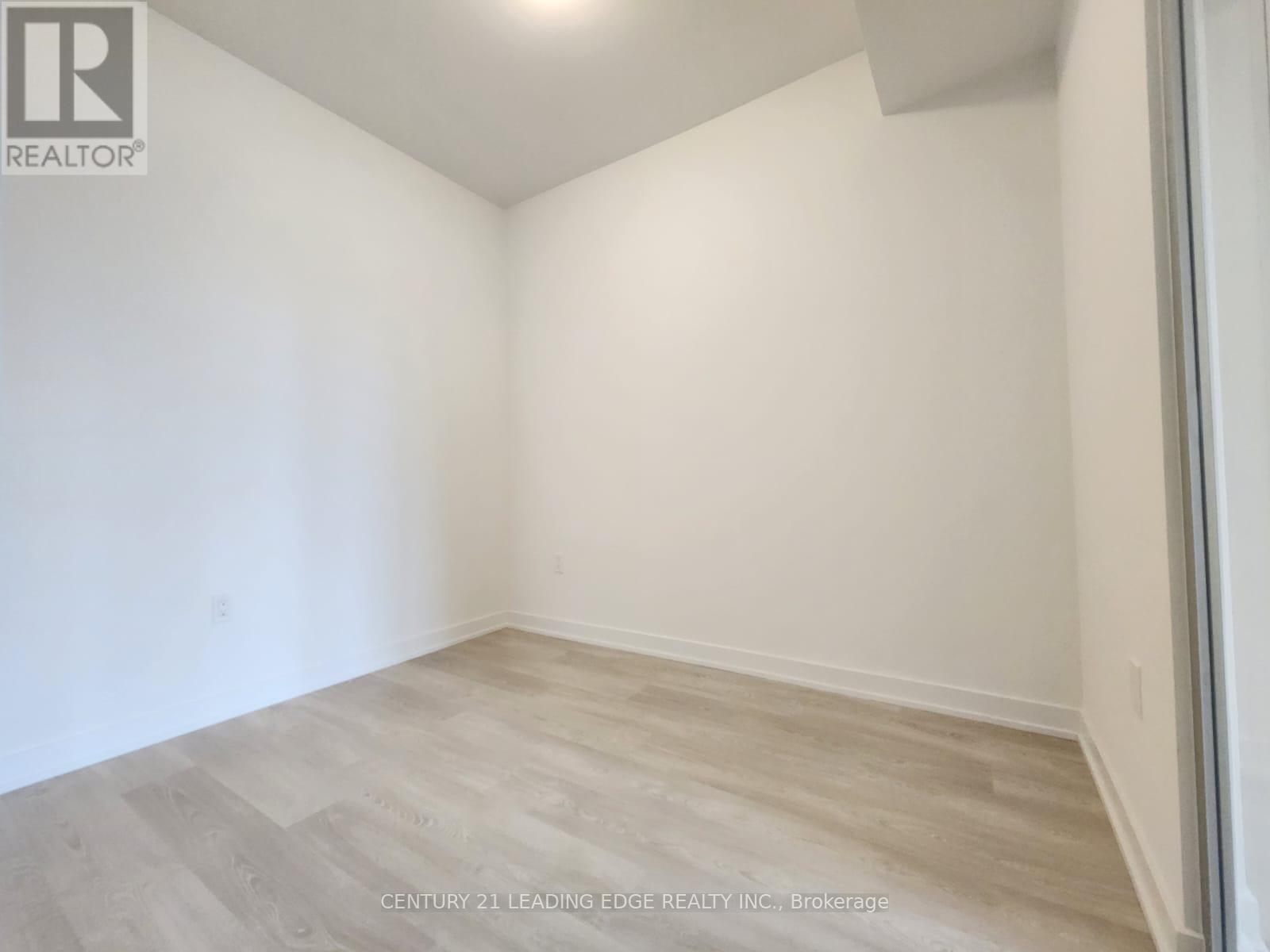 327 - 1 Kyle Lowry Road, Toronto, Ontario  M3C 0S6 - Photo 9 - C12441090