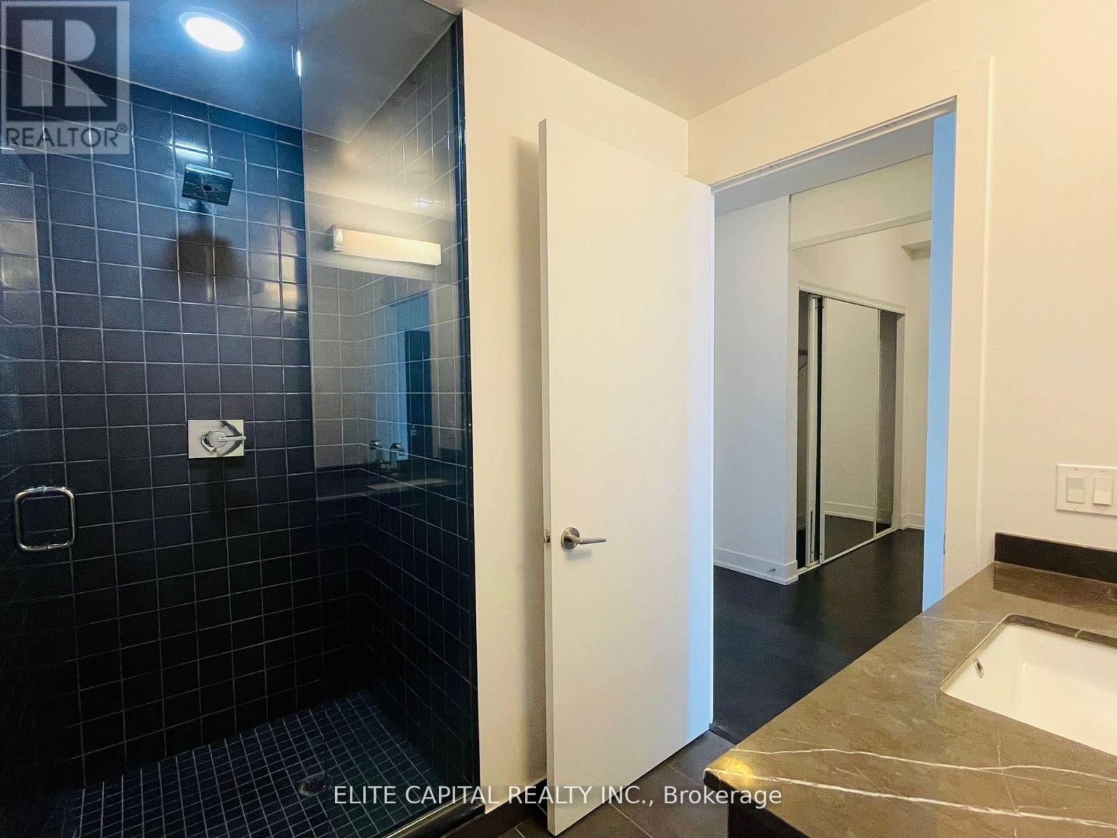 346 - 9471 Yonge Street, Richmond Hill, Ontario  L4C 0Z5 - Photo 5 - N12441498