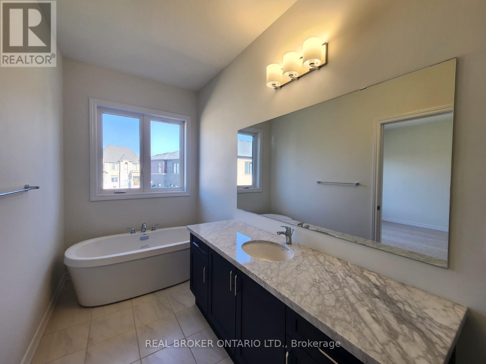 17 Freeman Williams Street, Markham, Ontario  L6C 3M7 - Photo 16 - N12441523