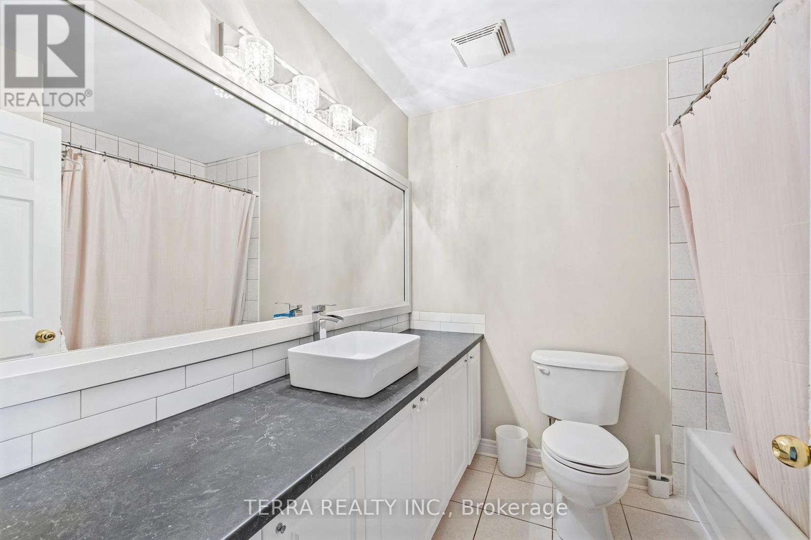 114 Thrushwood Drive, Barrie, Ontario  L4N 0Z1 - Photo 20 - S12441497