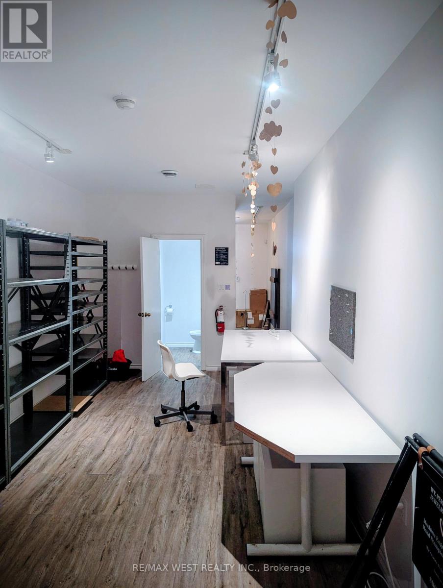 363 Roncesvalles Avenue, Toronto, Ontario  M6R 2M8 - Photo 4 - W12436434