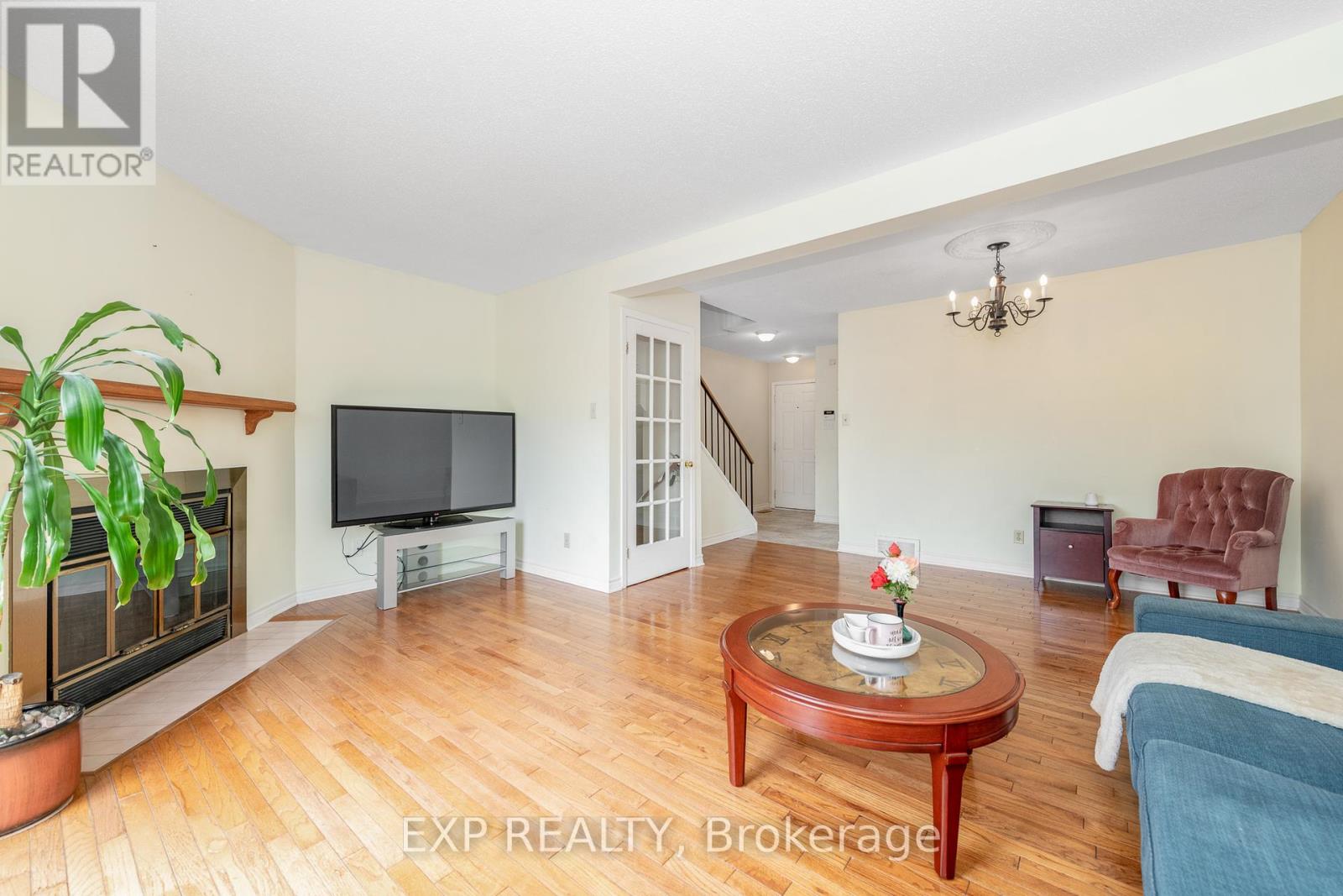 26 Mcdermot Court, Ottawa, Ontario  K2L 3V3 - Photo 14 - X12441593