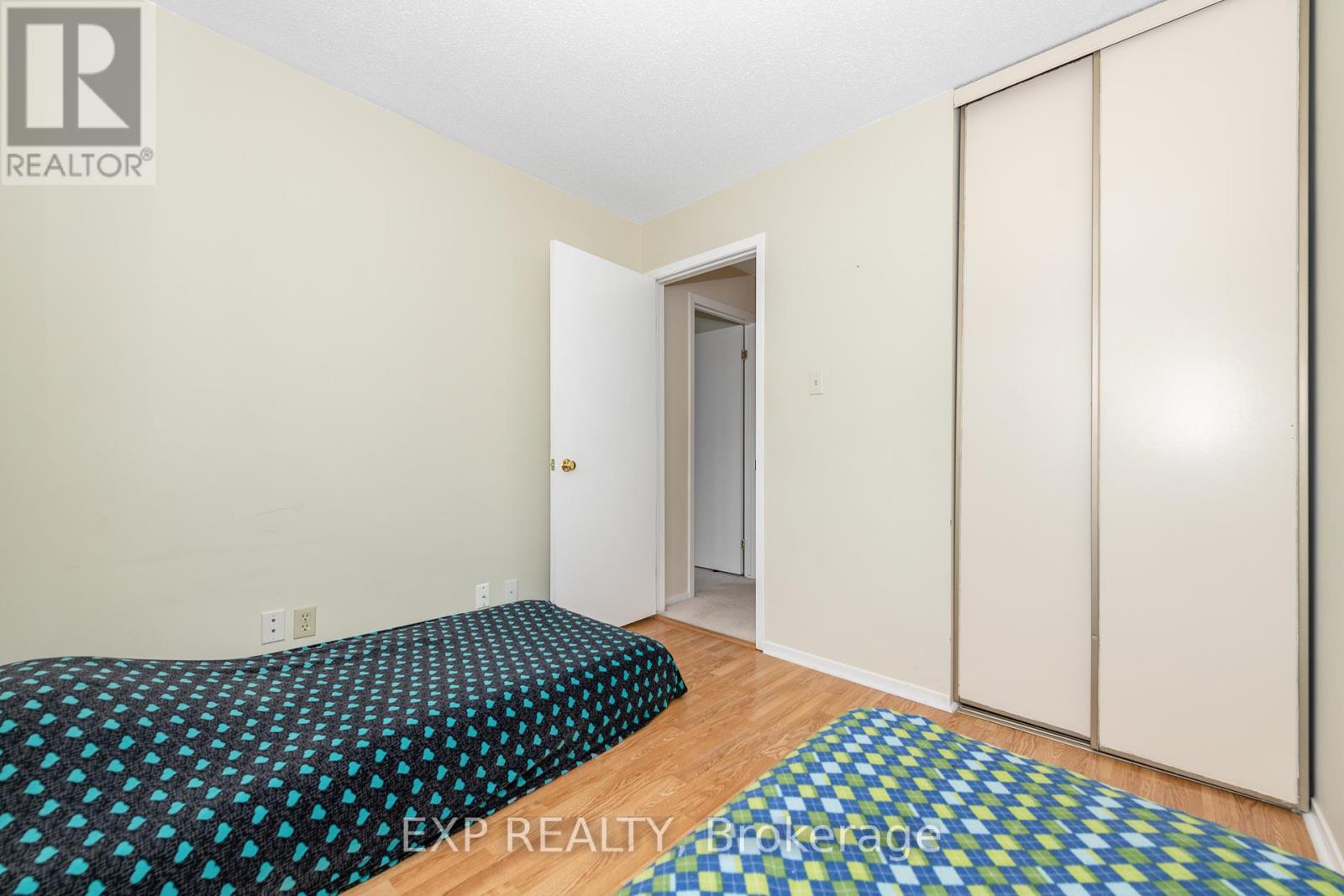 26 Mcdermot Court, Ottawa, Ontario  K2L 3V3 - Photo 22 - X12441593