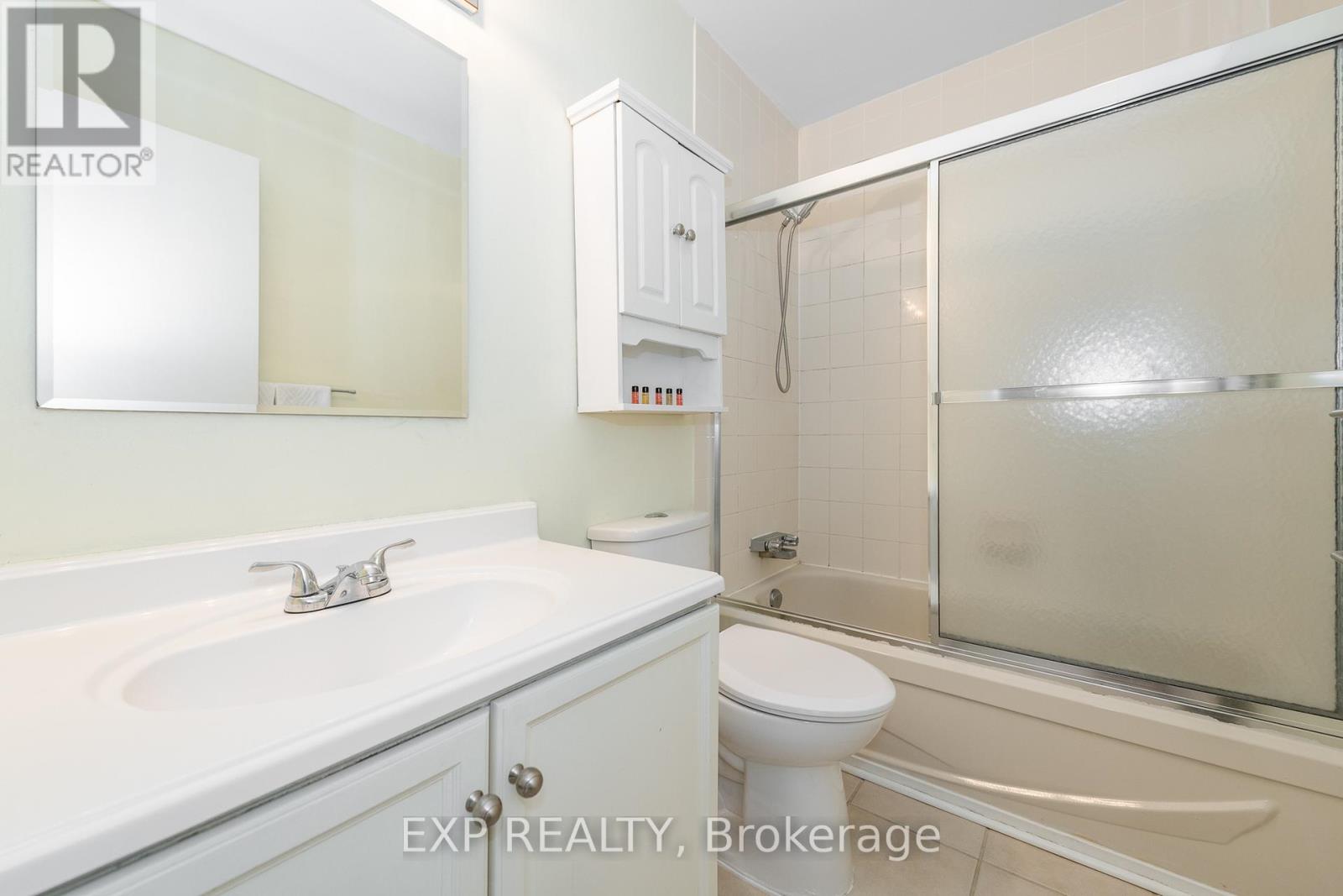 26 Mcdermot Court, Ottawa, Ontario  K2L 3V3 - Photo 28 - X12441593