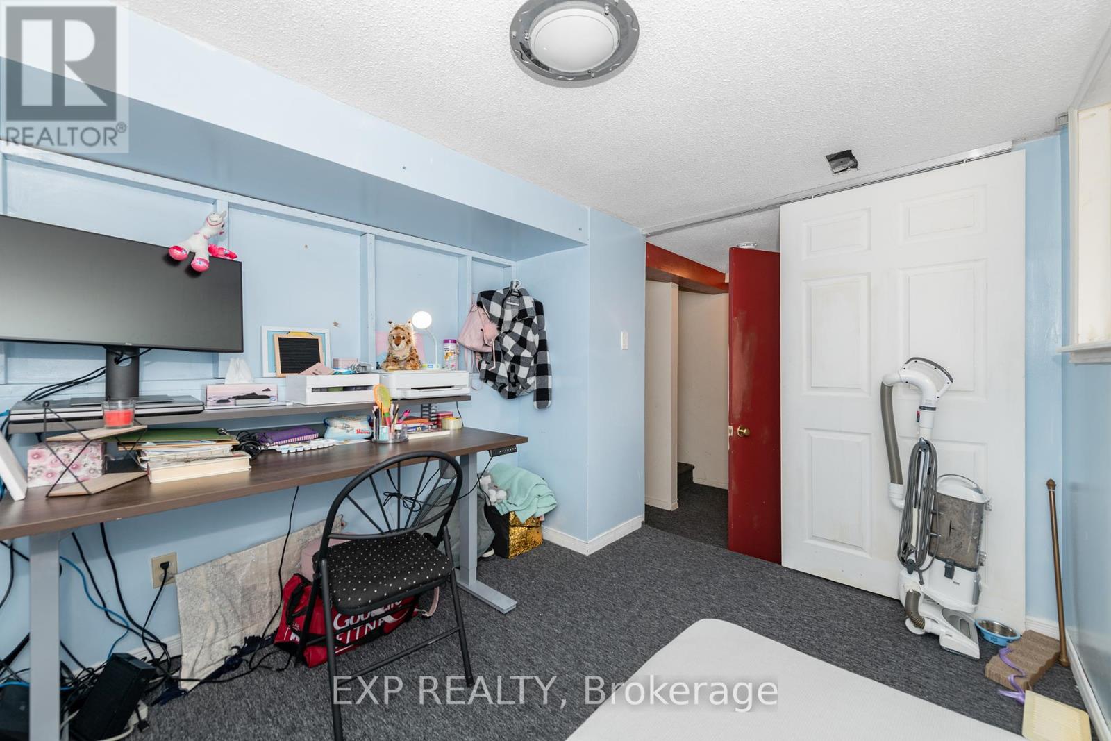 26 Mcdermot Court, Ottawa, Ontario  K2L 3V3 - Photo 31 - X12441593