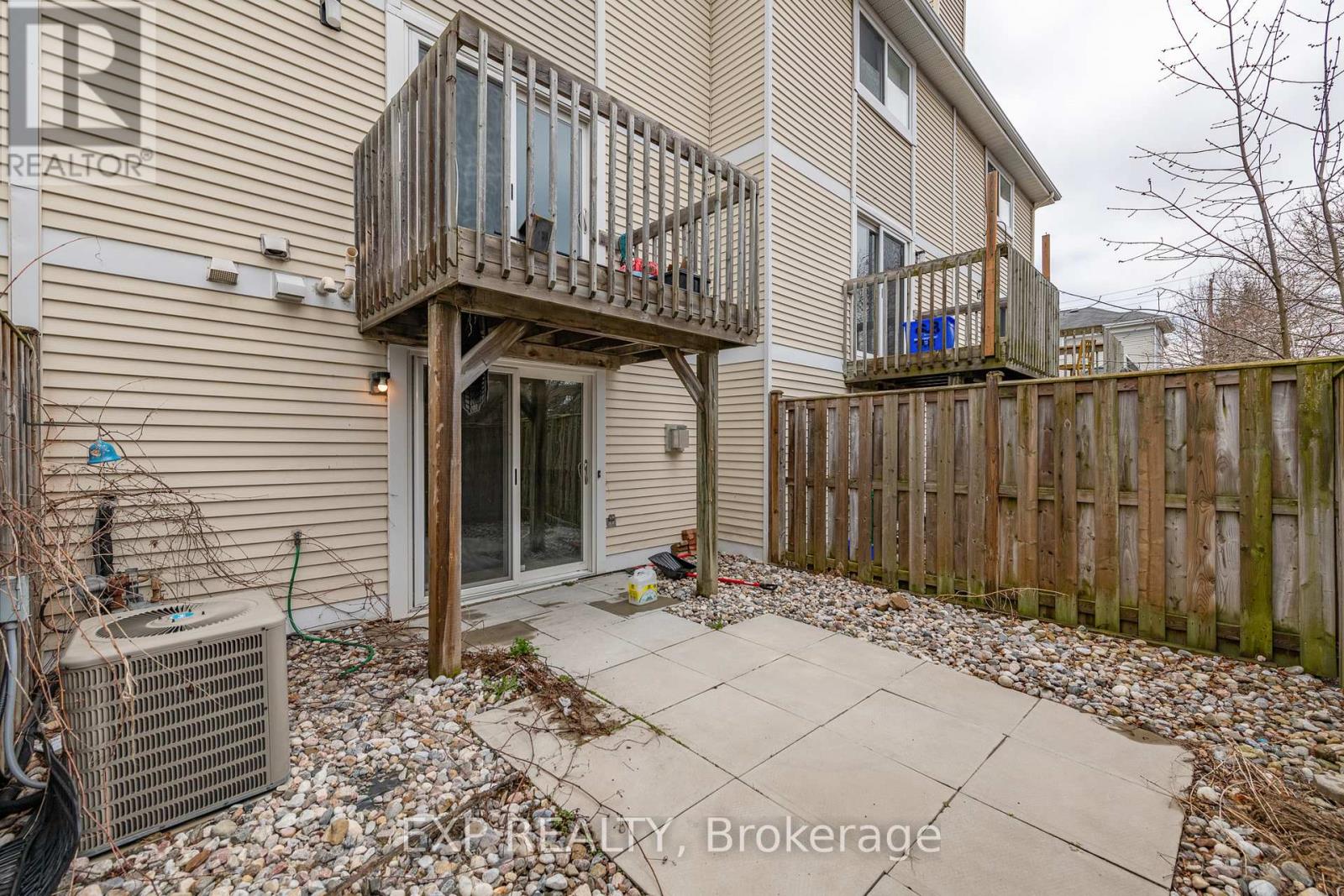 26 Mcdermot Court, Ottawa, Ontario  K2L 3V3 - Photo 39 - X12441593