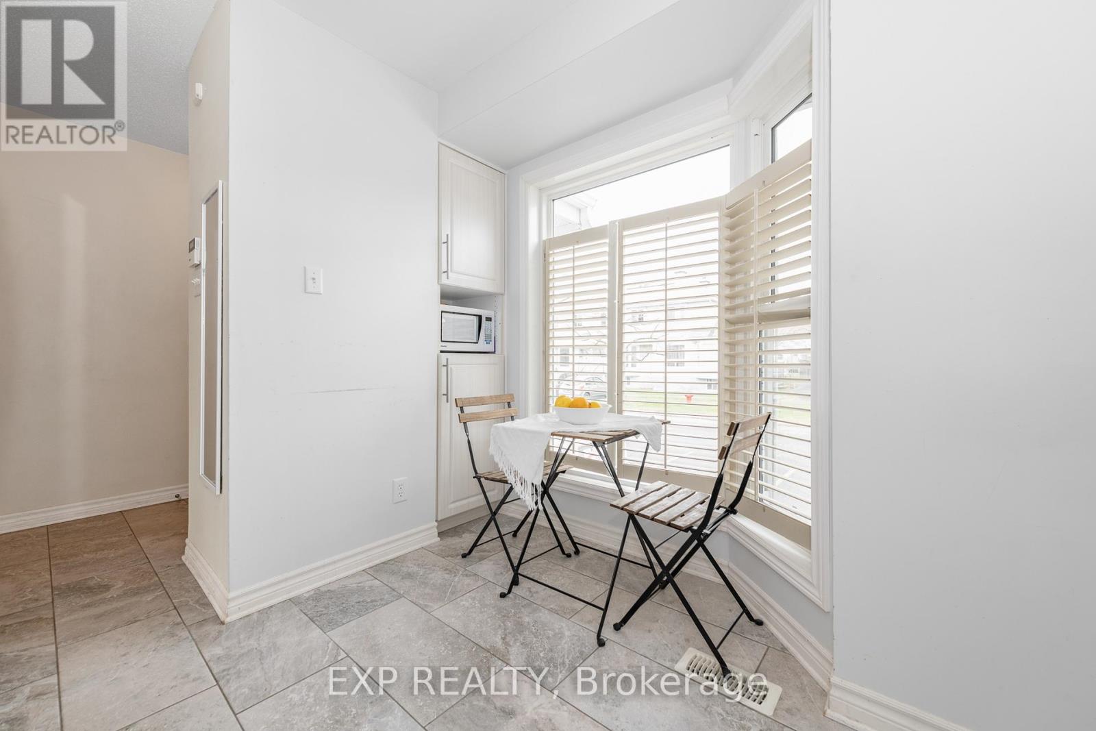 26 Mcdermot Court, Ottawa, Ontario  K2L 3V3 - Photo 9 - X12441593