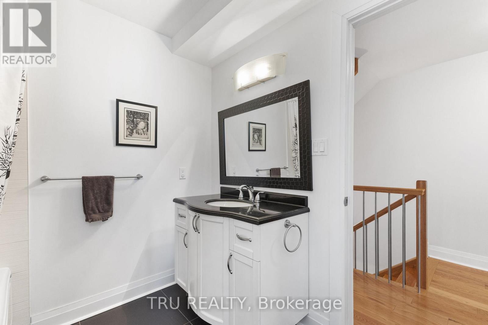 168 Arthur Street, Ottawa, Ontario  K1R 7C4 - Photo 21 - X12441605