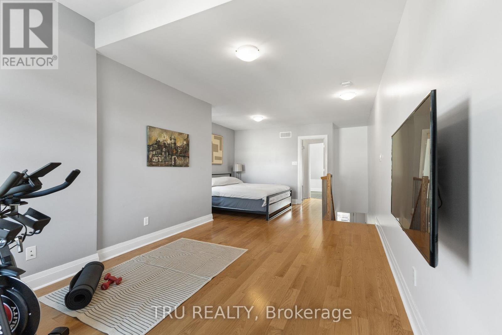 168 Arthur Street, Ottawa, Ontario  K1R 7C4 - Photo 27 - X12441605