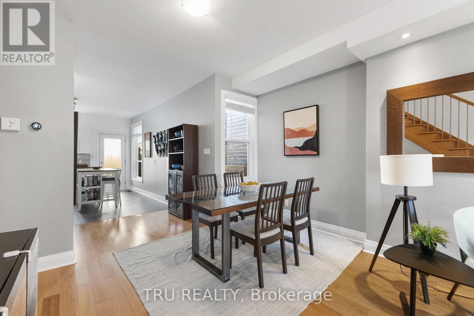 168 Arthur Street, Ottawa, Ontario  K1R 7C4 - Photo 7 - X12441605