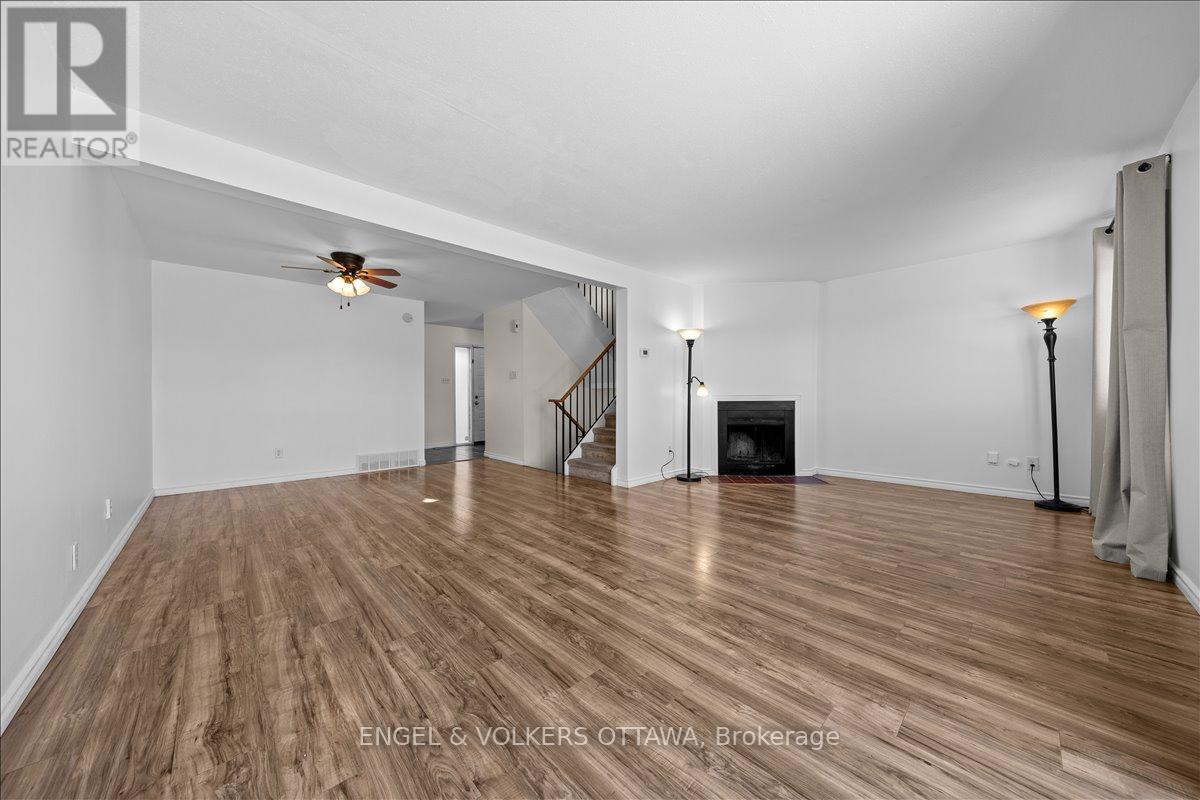 713 Malibu Terrace, Ottawa, Ontario  K2C 3T9 - Photo 13 - X12441615