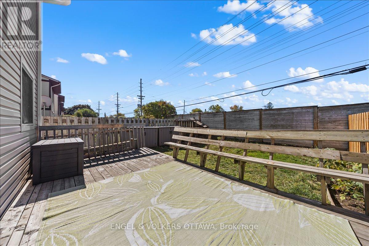 713 Malibu Terrace, Ottawa, Ontario  K2C 3T9 - Photo 25 - X12441615