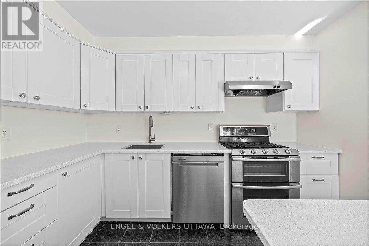 713 Malibu Terrace, Ottawa, Ontario  K2C 3T9 - Photo 8 - X12441615