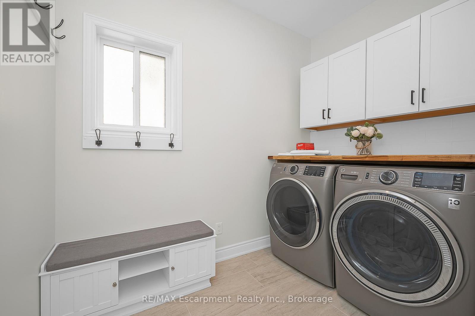 23 Howard Marshall Street, North Dumfries, Ontario  N0B 1E0 - Photo 14 - X12441584
