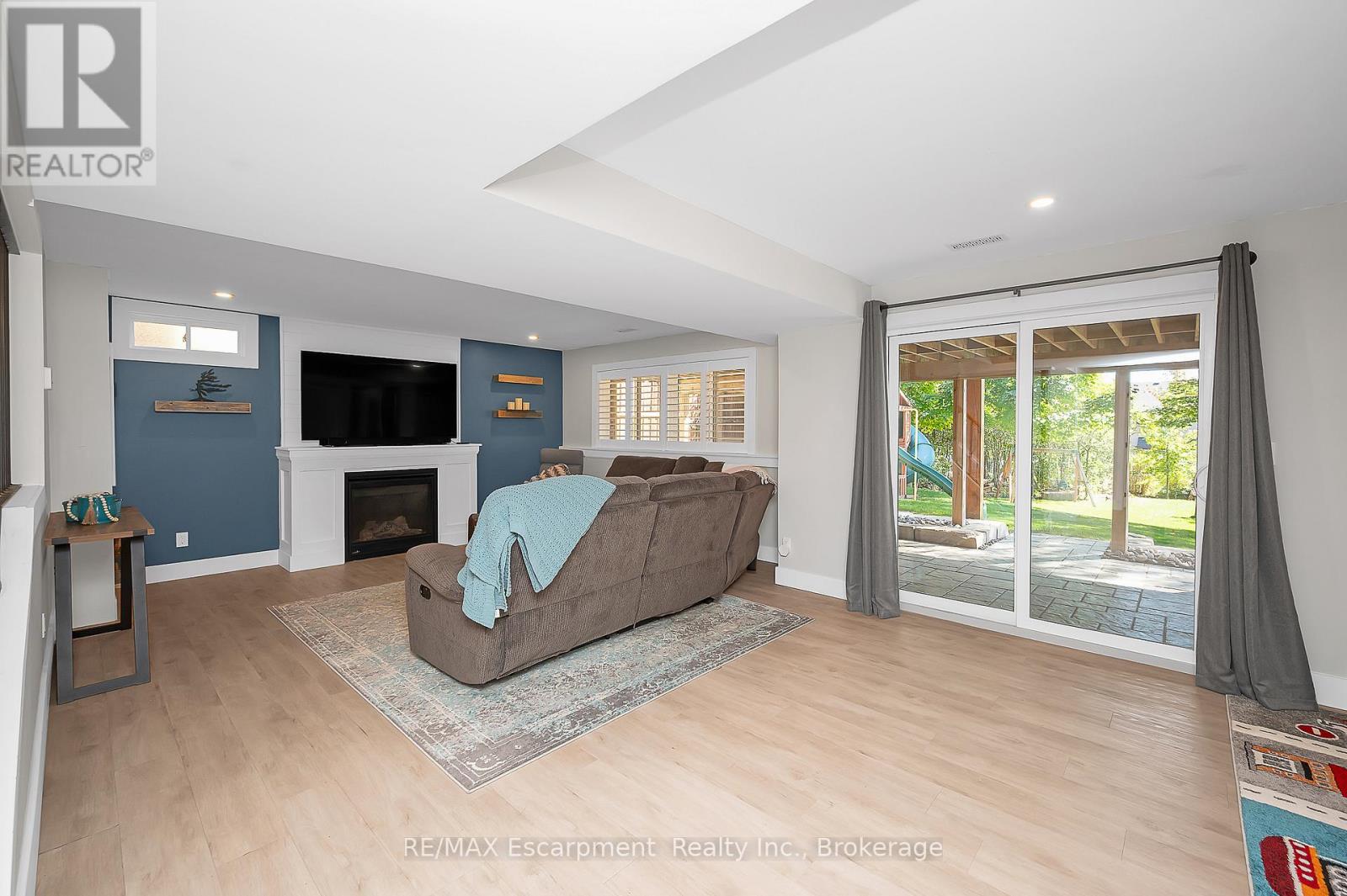 23 Howard Marshall Street, North Dumfries, Ontario  N0B 1E0 - Photo 30 - X12441584