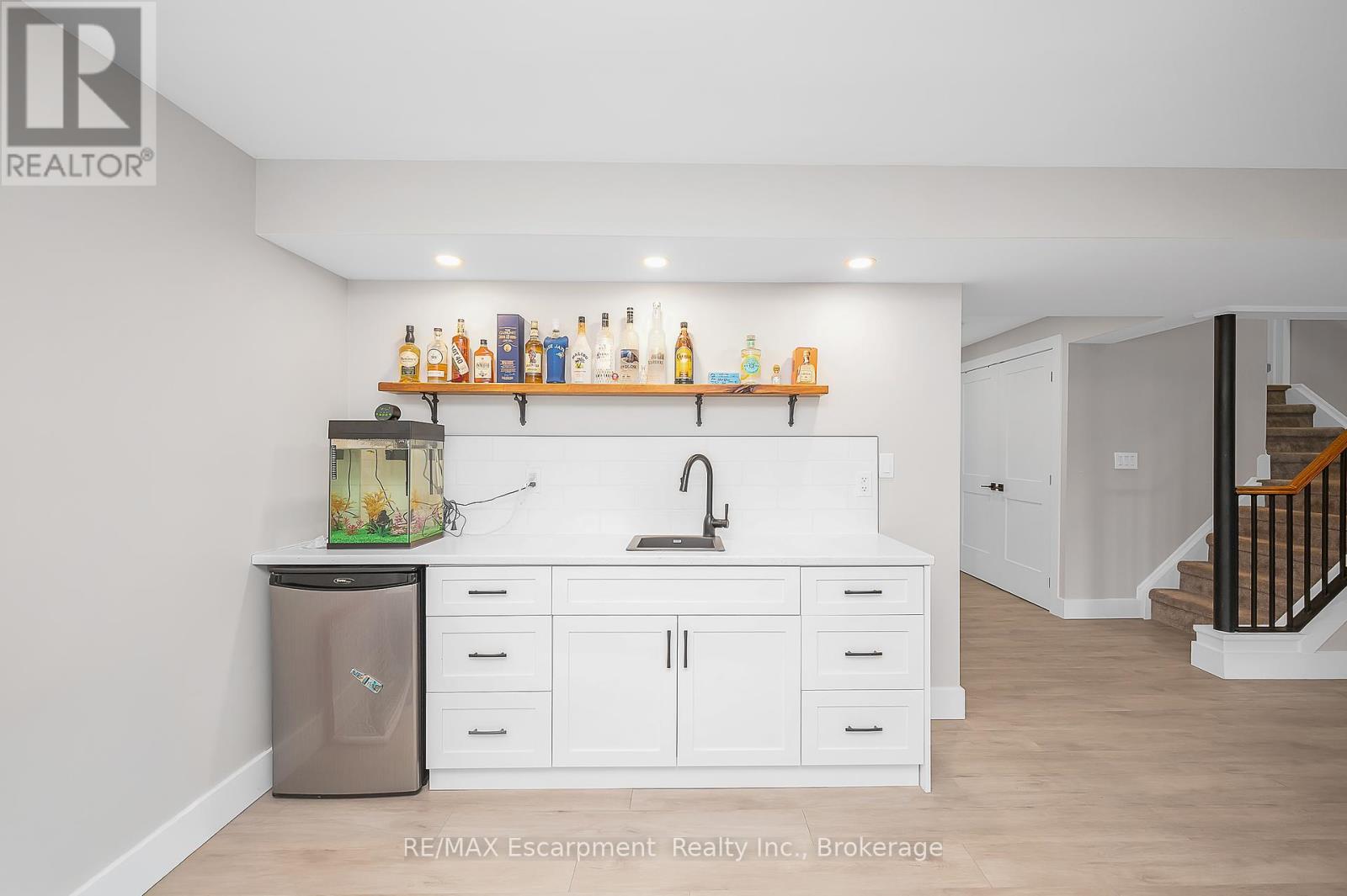23 Howard Marshall Street, North Dumfries, Ontario  N0B 1E0 - Photo 32 - X12441584
