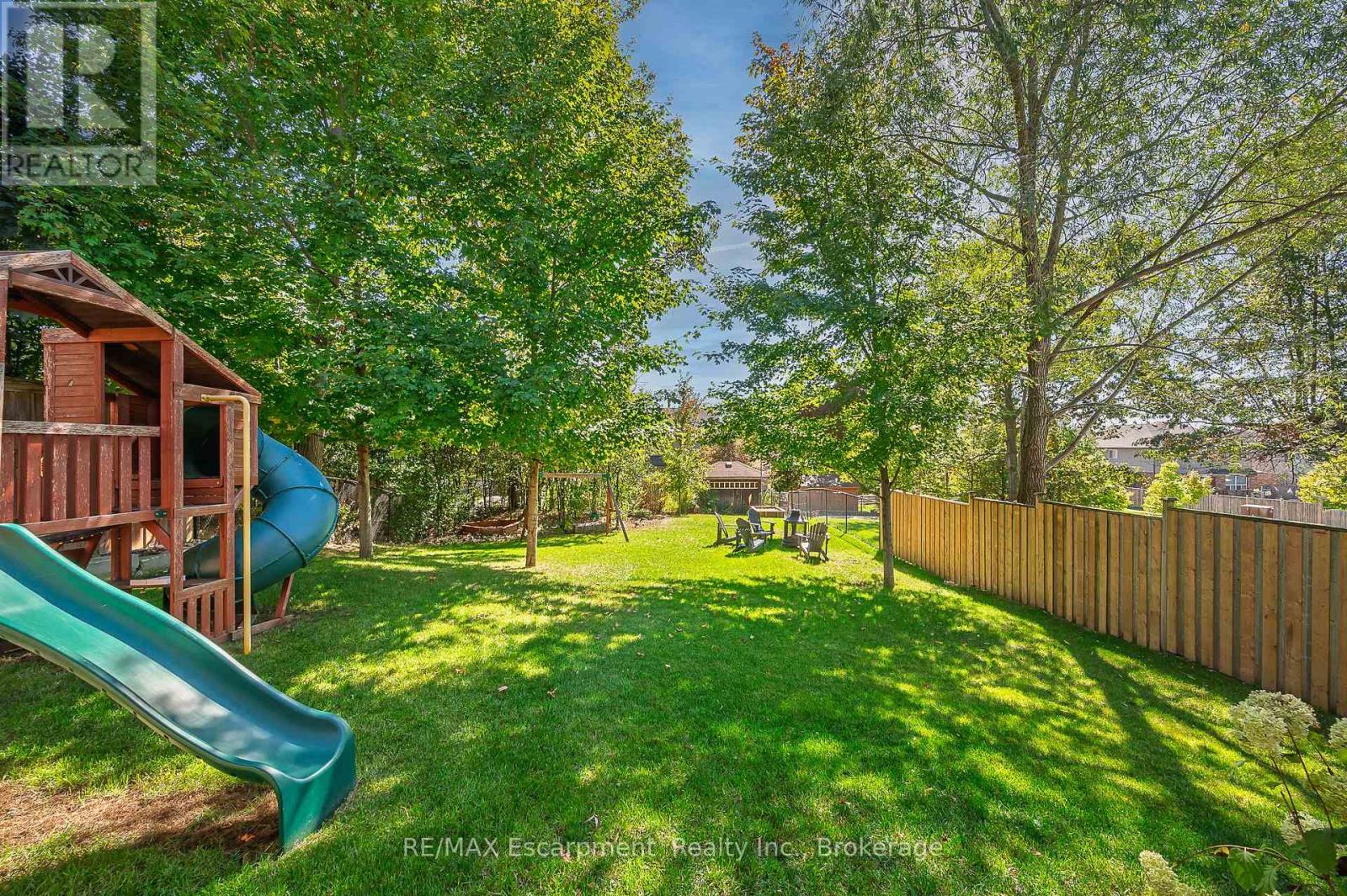 23 Howard Marshall Street, North Dumfries, Ontario  N0B 1E0 - Photo 44 - X12441584