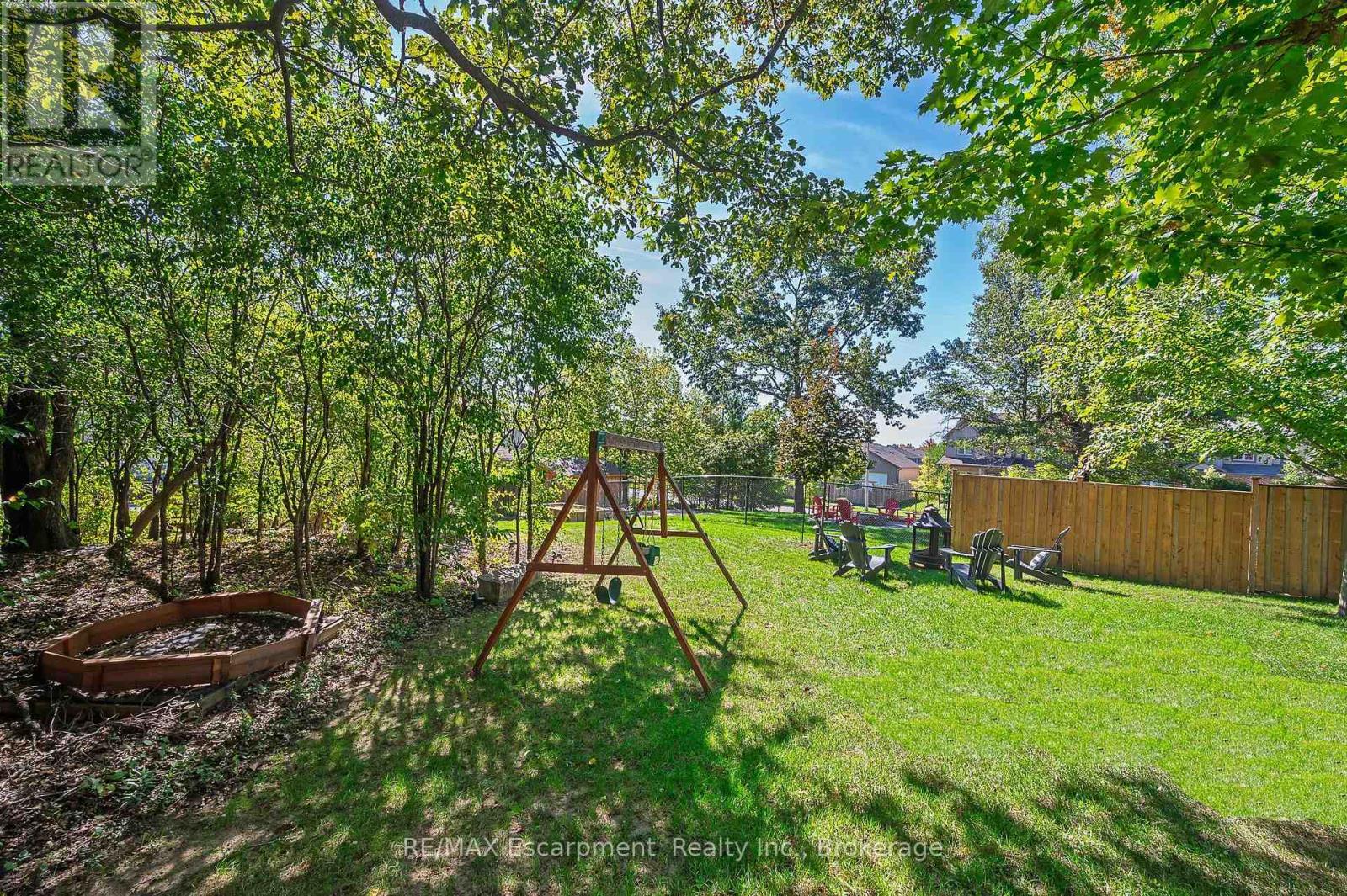 23 Howard Marshall Street, North Dumfries, Ontario  N0B 1E0 - Photo 45 - X12441584
