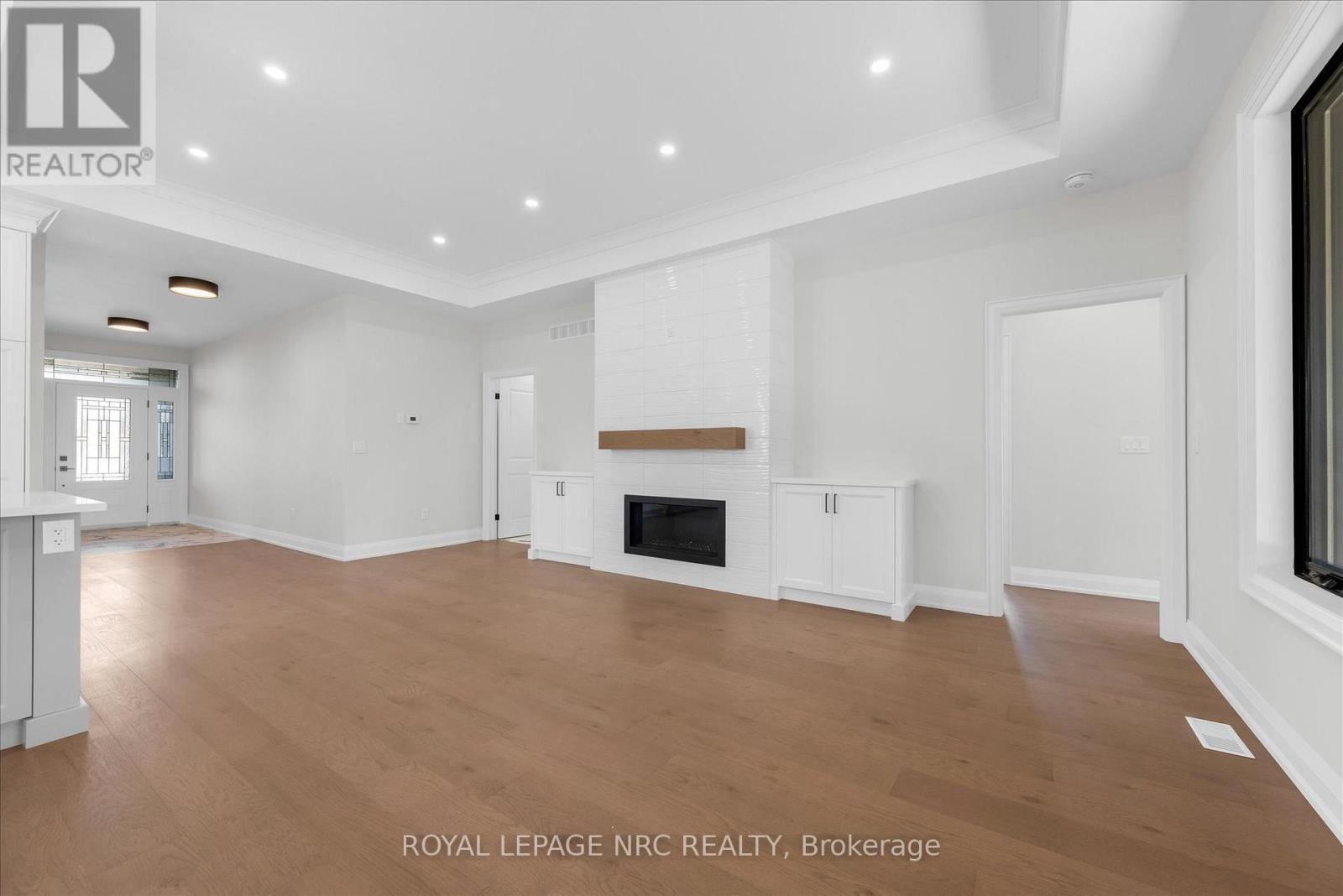 207 Forks Road, Welland (Dain City), Ontario  L3B 6C5 - Photo 22 - X12441544