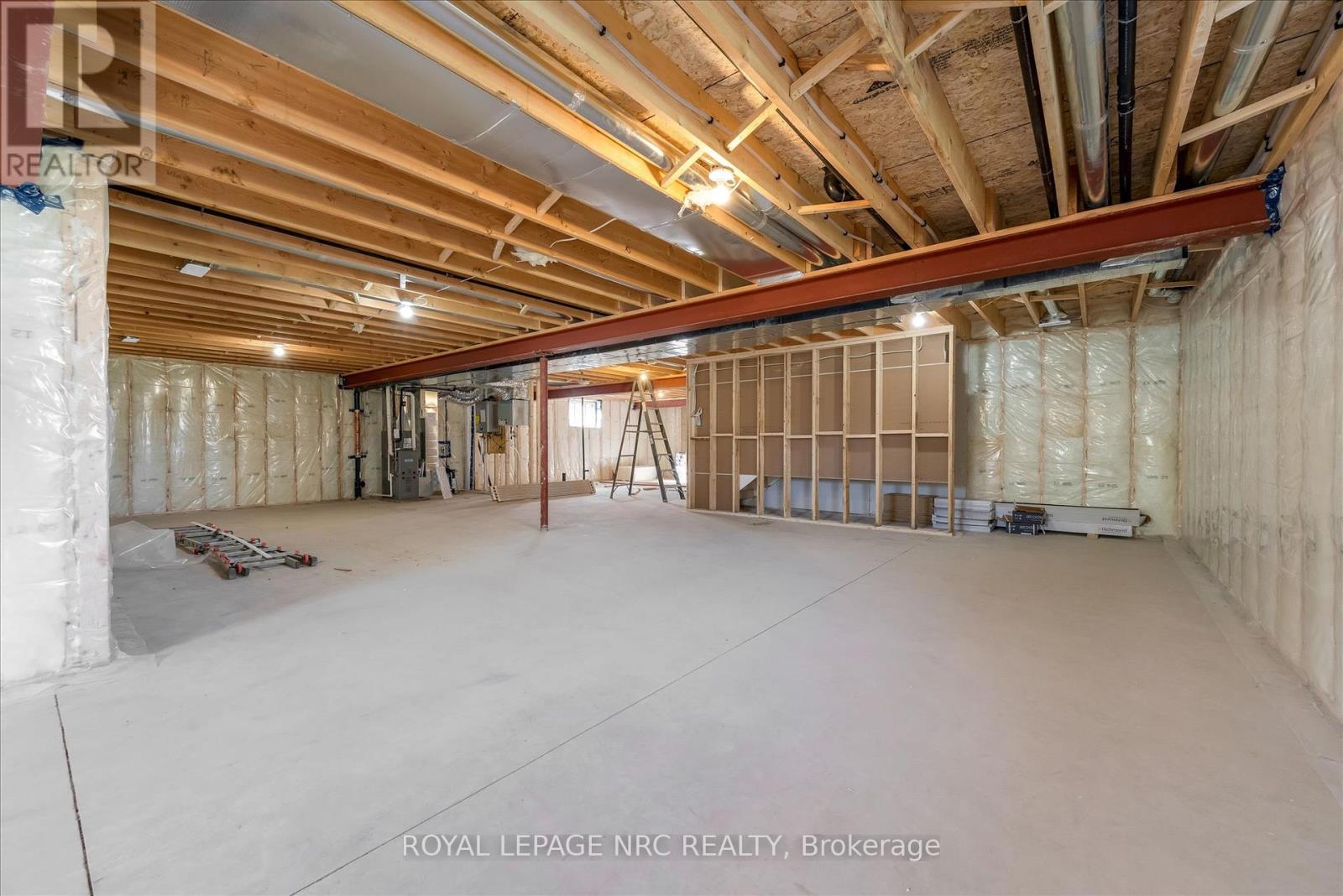 207 Forks Road, Welland (Dain City), Ontario  L3B 6C5 - Photo 38 - X12441544