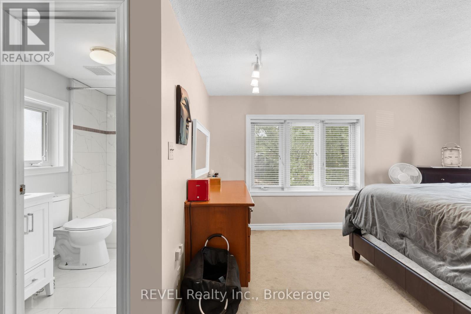 32 Bay Avenue, Welland (Dain City), Ontario  L3B 3G6 - Photo 17 - X12441570