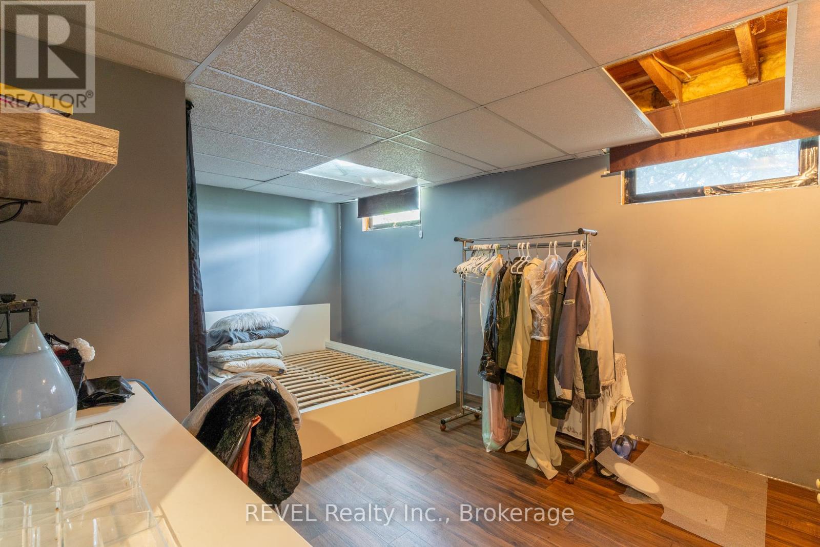 32 Bay Avenue, Welland (Dain City), Ontario  L3B 3G6 - Photo 24 - X12441570