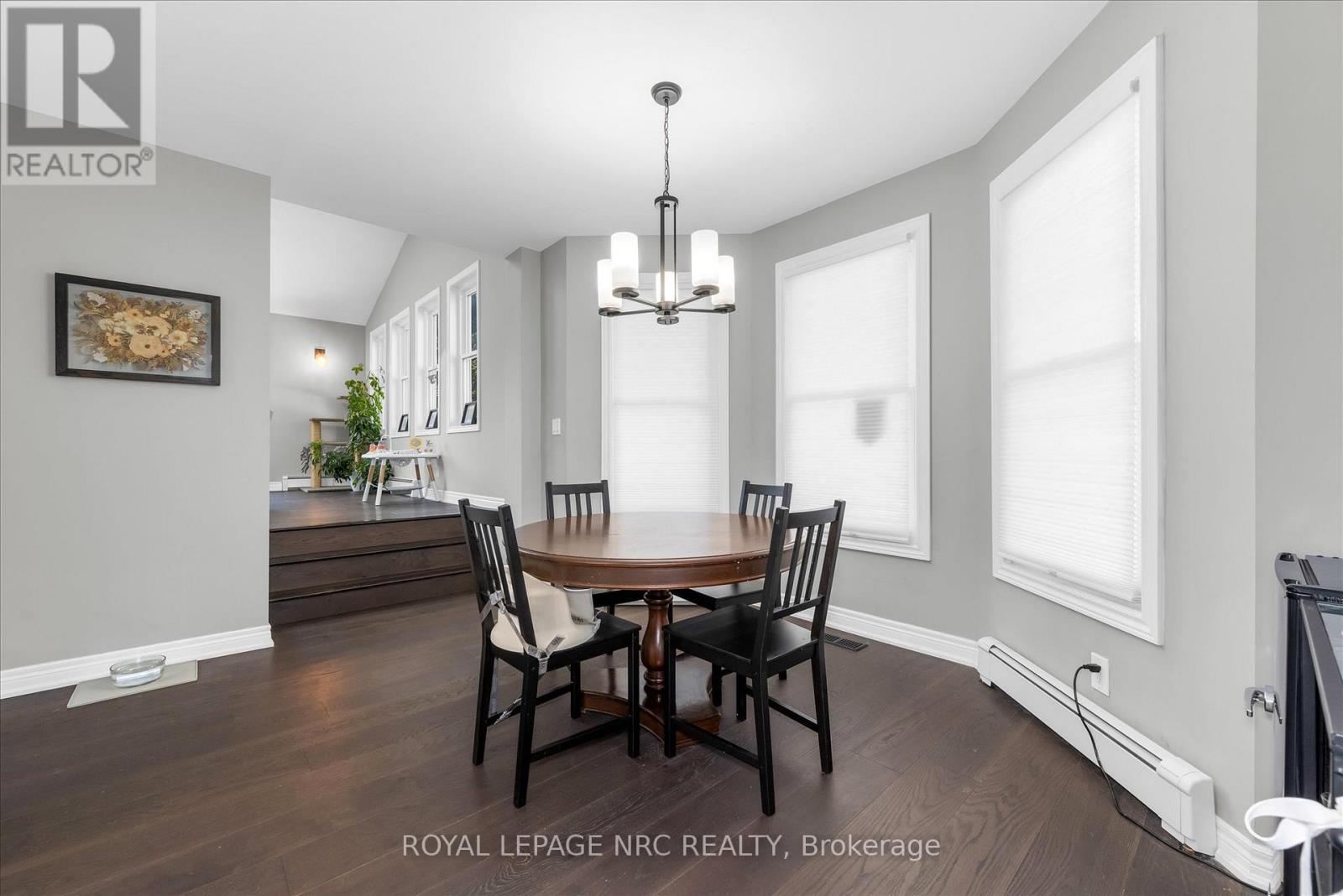 636 Elm Street, Port Colborne (Main Street), Ontario  L3K 4P8 - Photo 9 - X12441597