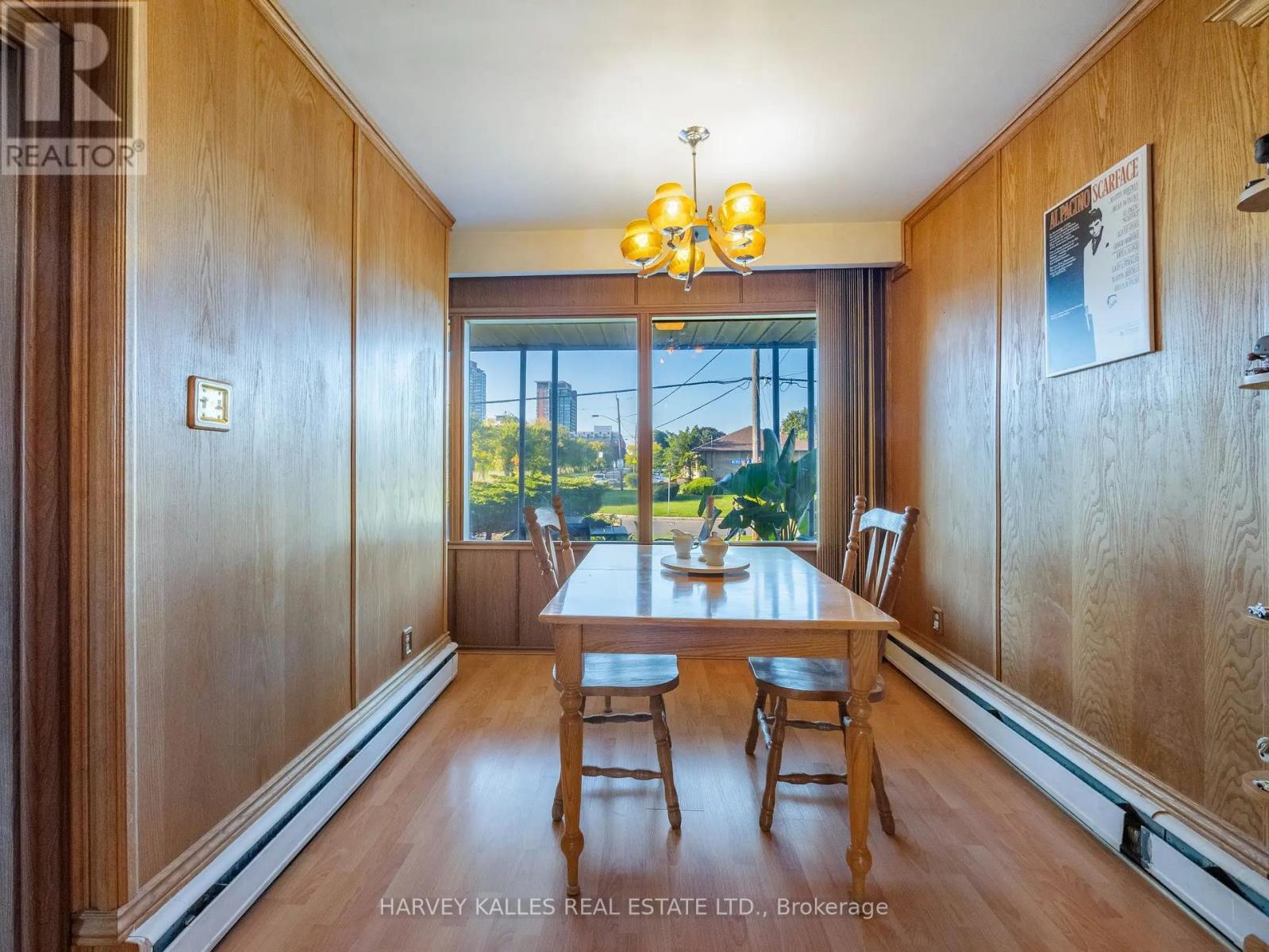 49 Wenderly Drive, Toronto, Ontario  M6B 2P1 - Photo 18 - W12441485