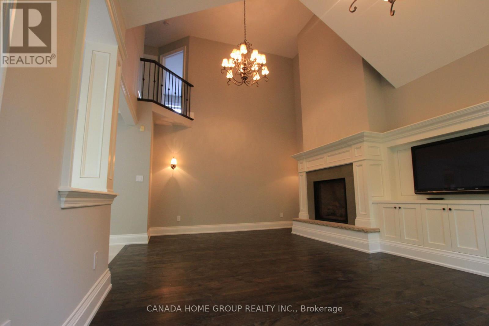129 Creek Path Avenue, Oakville, Ontario  L6L 8T3 - Photo 10 - W12441496
