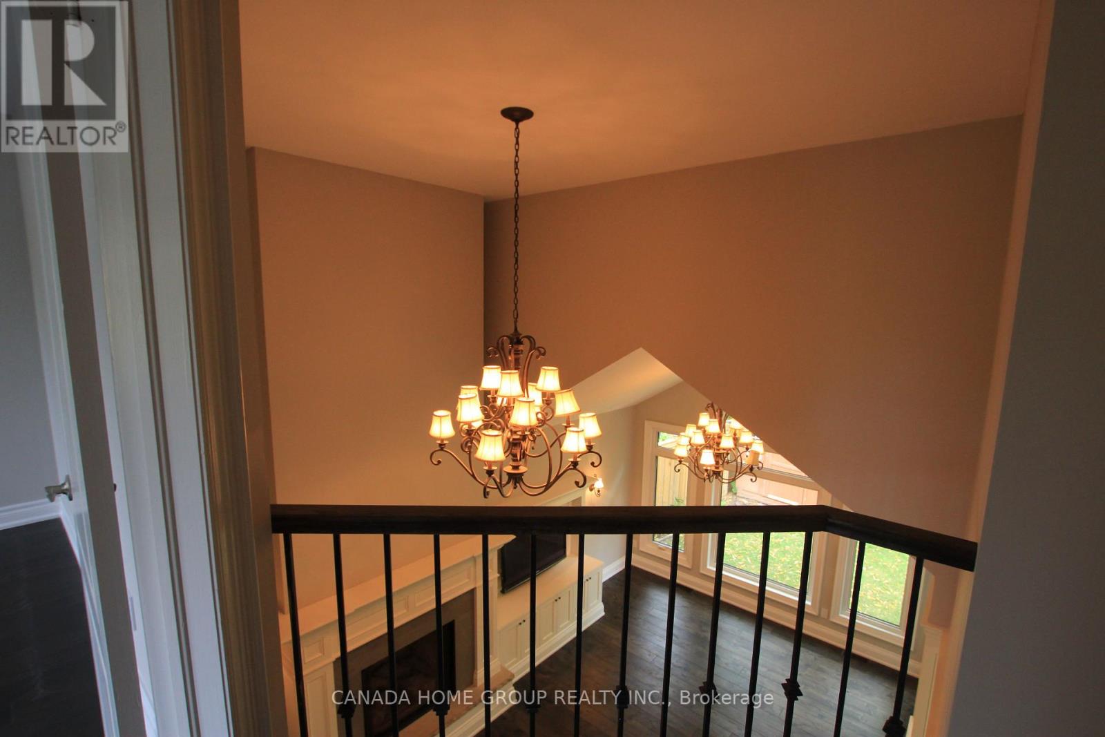 129 Creek Path Avenue, Oakville, Ontario  L6L 8T3 - Photo 17 - W12441496