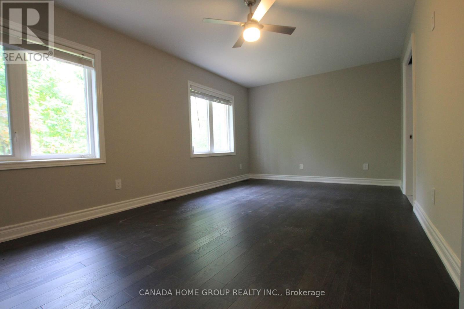 129 Creek Path Avenue, Oakville, Ontario  L6L 8T3 - Photo 28 - W12441496