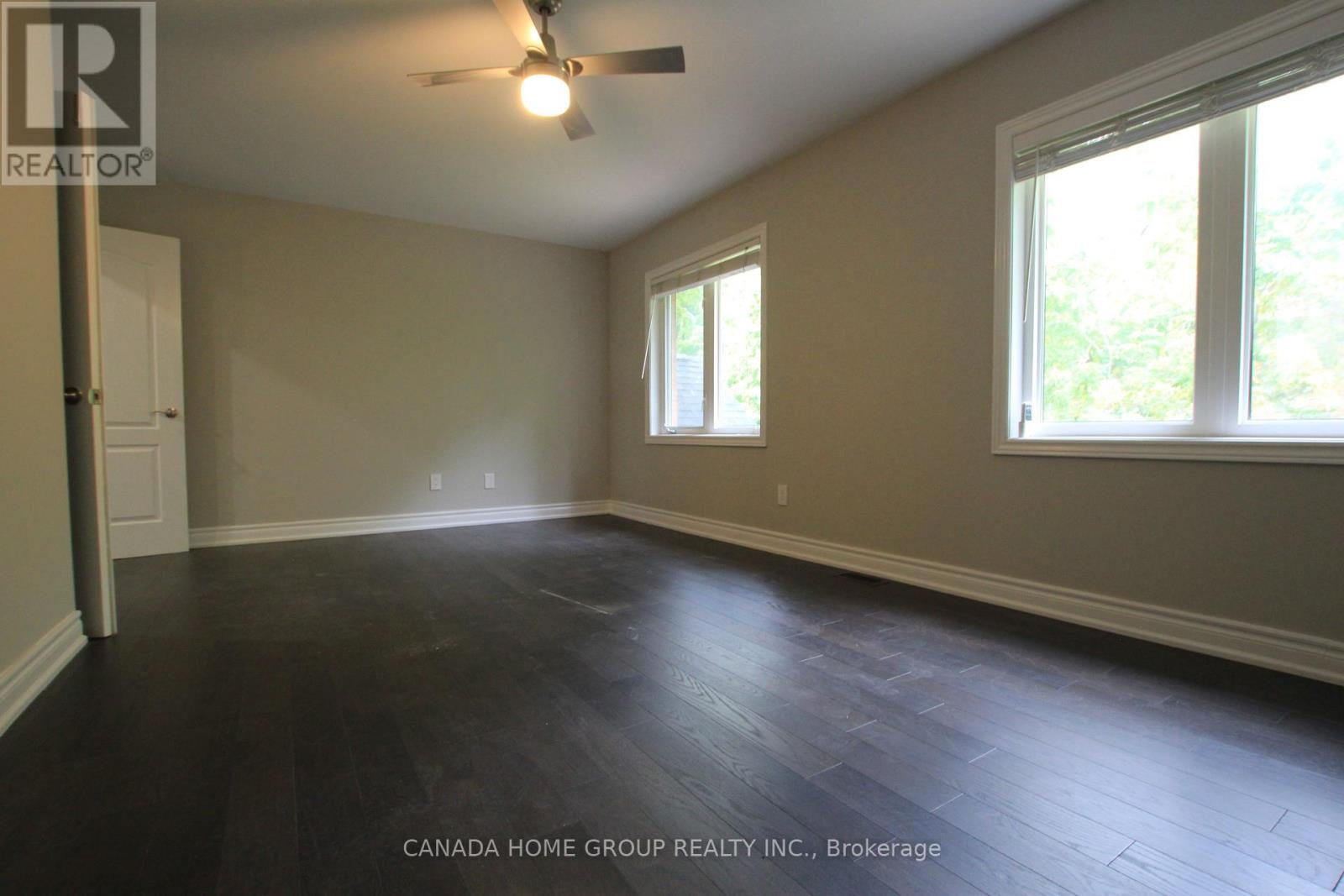 129 Creek Path Avenue, Oakville, Ontario  L6L 8T3 - Photo 31 - W12441496