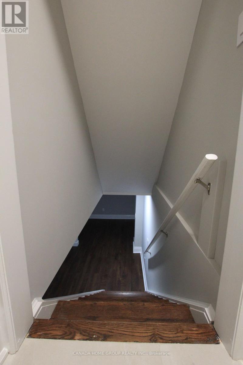 129 Creek Path Avenue, Oakville, Ontario  L6L 8T3 - Photo 38 - W12441496
