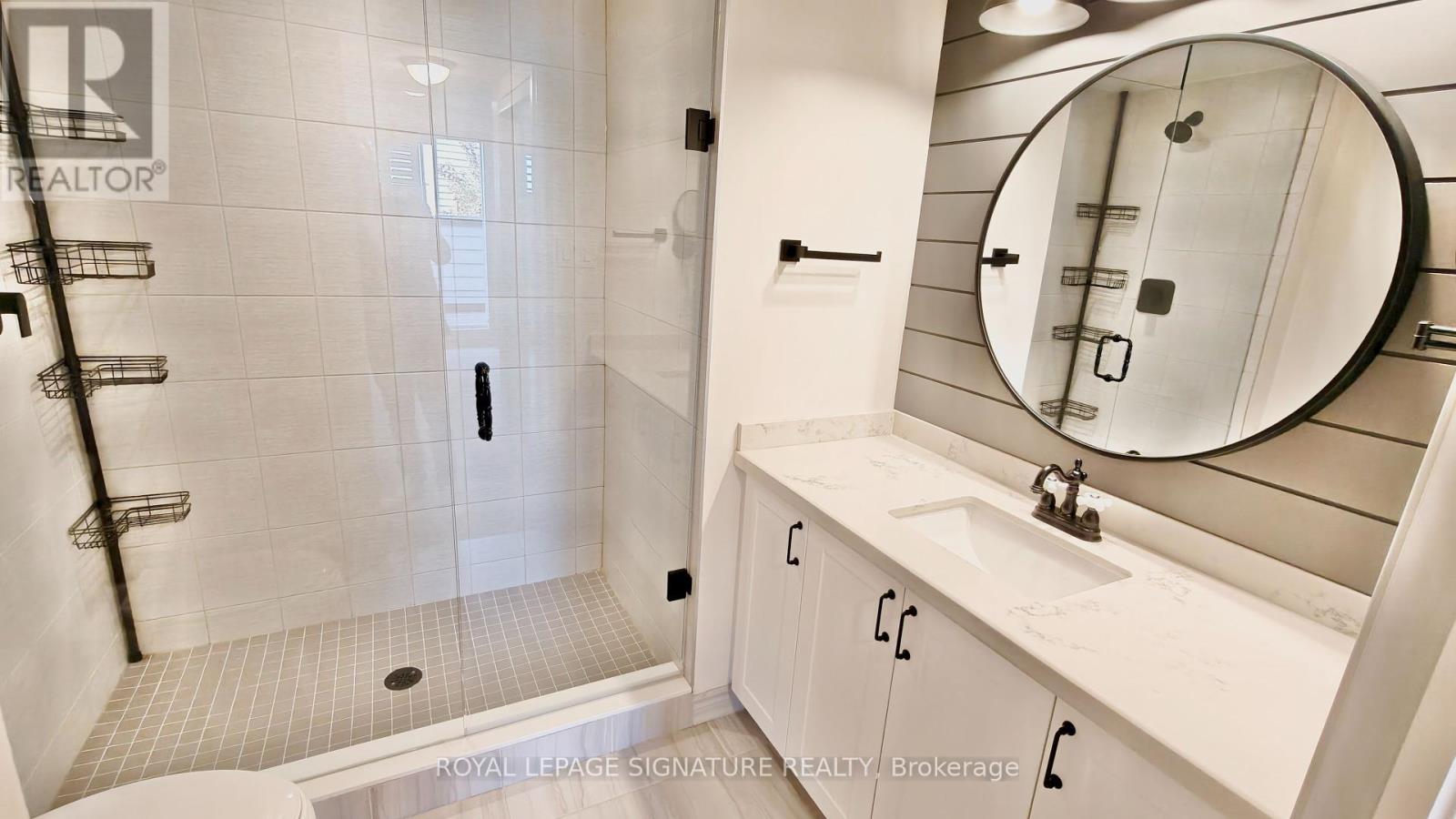 4 - 2232 Bromsgrove Road, Mississauga, Ontario  L5J 0B3 - Photo 11 - W12441509