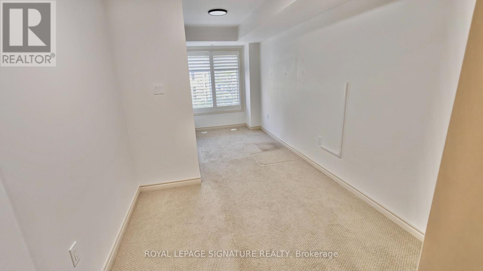 4 - 2232 Bromsgrove Road, Mississauga, Ontario  L5J 0B3 - Photo 7 - W12441509