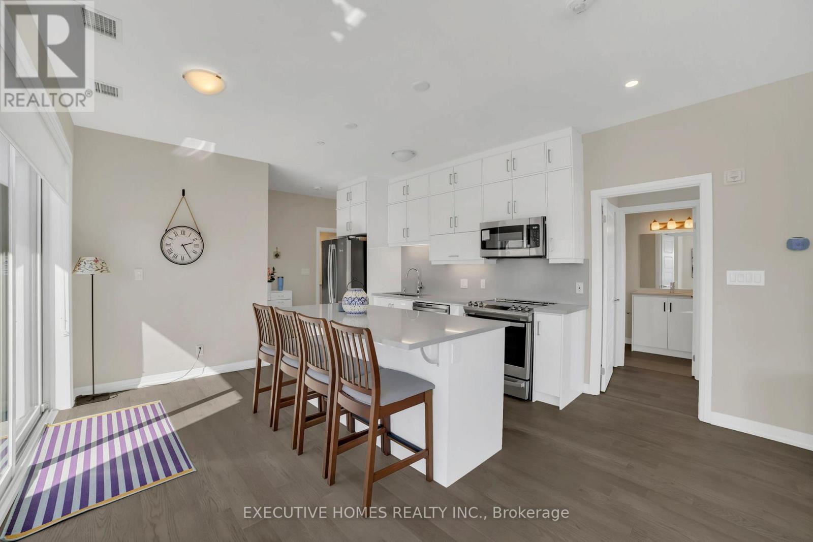 208 - 3265 Carding Mill Trail, Oakville, Ontario  L6M 5P7 - Photo 12 - W12441515