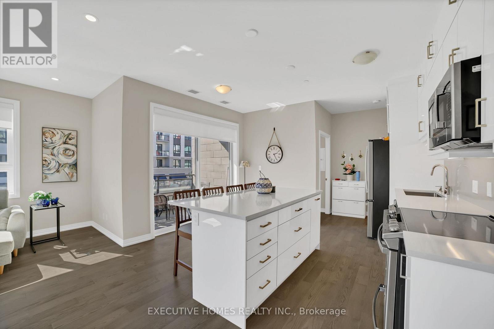 208 - 3265 Carding Mill Trail, Oakville, Ontario  L6M 5P7 - Photo 13 - W12441515
