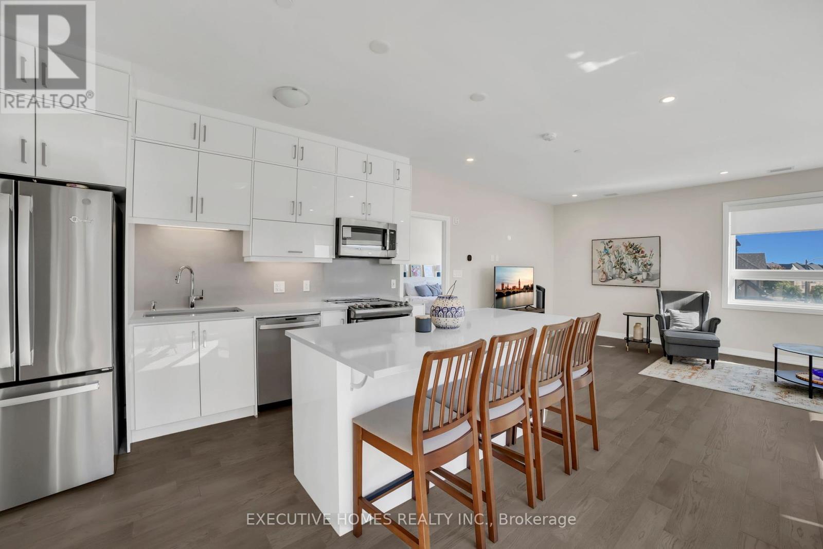 208 - 3265 Carding Mill Trail, Oakville, Ontario  L6M 5P7 - Photo 15 - W12441515