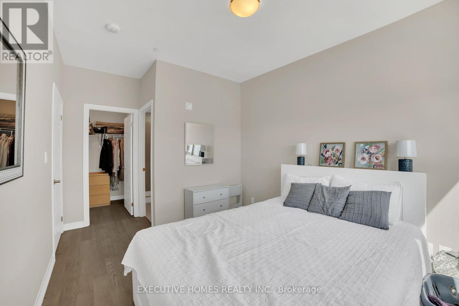 208 - 3265 Carding Mill Trail, Oakville, Ontario  L6M 5P7 - Photo 17 - W12441515
