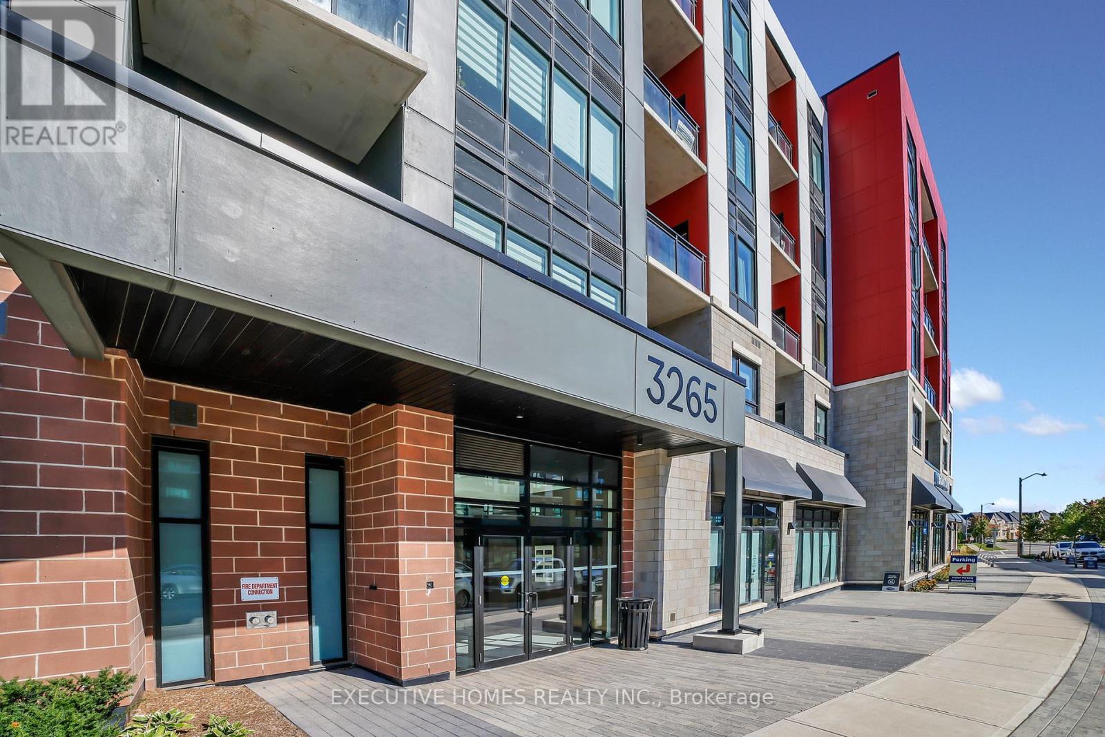 208 - 3265 Carding Mill Trail, Oakville, Ontario  L6M 5P7 - Photo 4 - W12441515