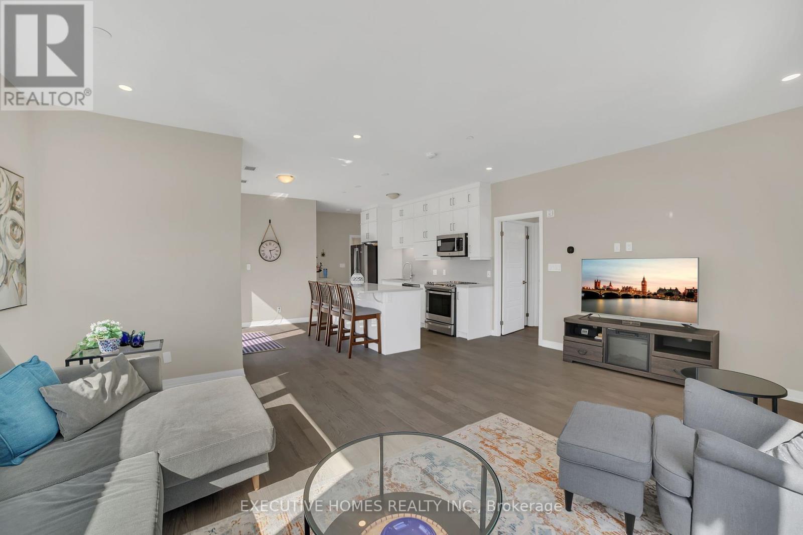 208 - 3265 Carding Mill Trail, Oakville, Ontario  L6M 5P7 - Photo 9 - W12441515